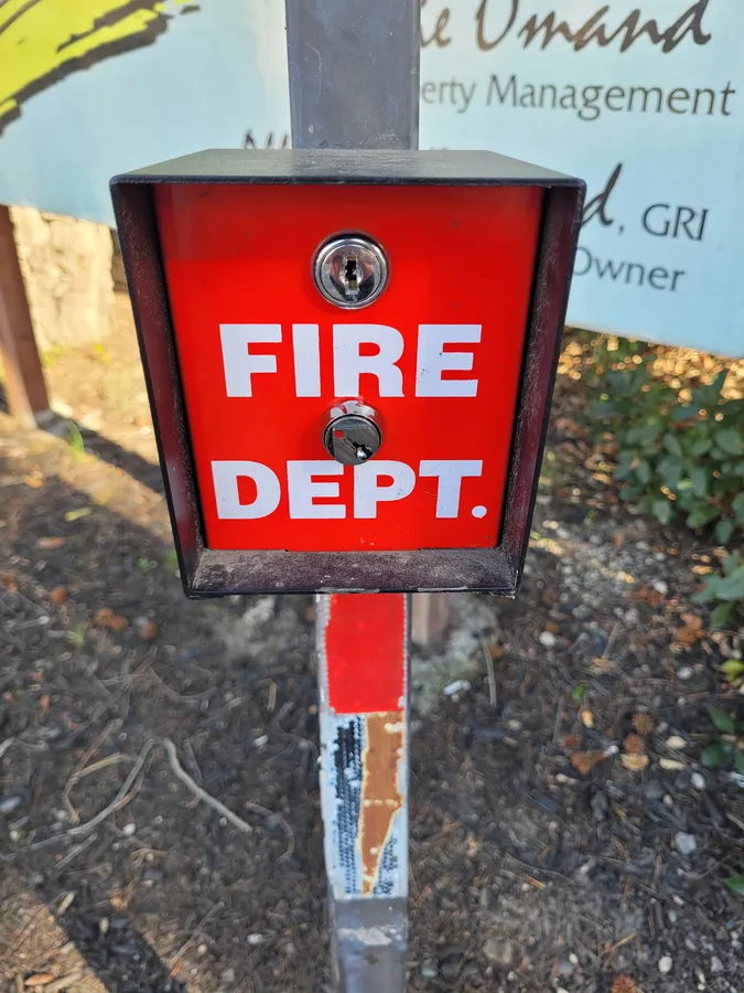 Gate Operators & Access Control in Sacramento | Palmer Fence