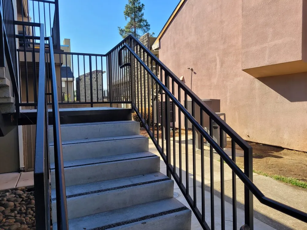 Railing Repair: What Can Be Fixed and What It Costs